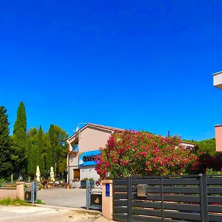 Navetta 2 Guest house 4*